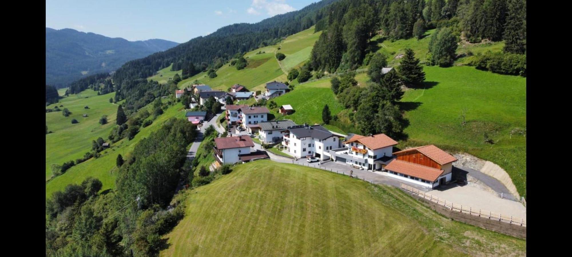 Apart Joe Wenns Exteriör bild